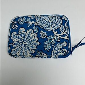 Vera Bradley BLUE LAGOON Tablet case, 5.5”x8”, fits iPad minis 1-5, plus others!